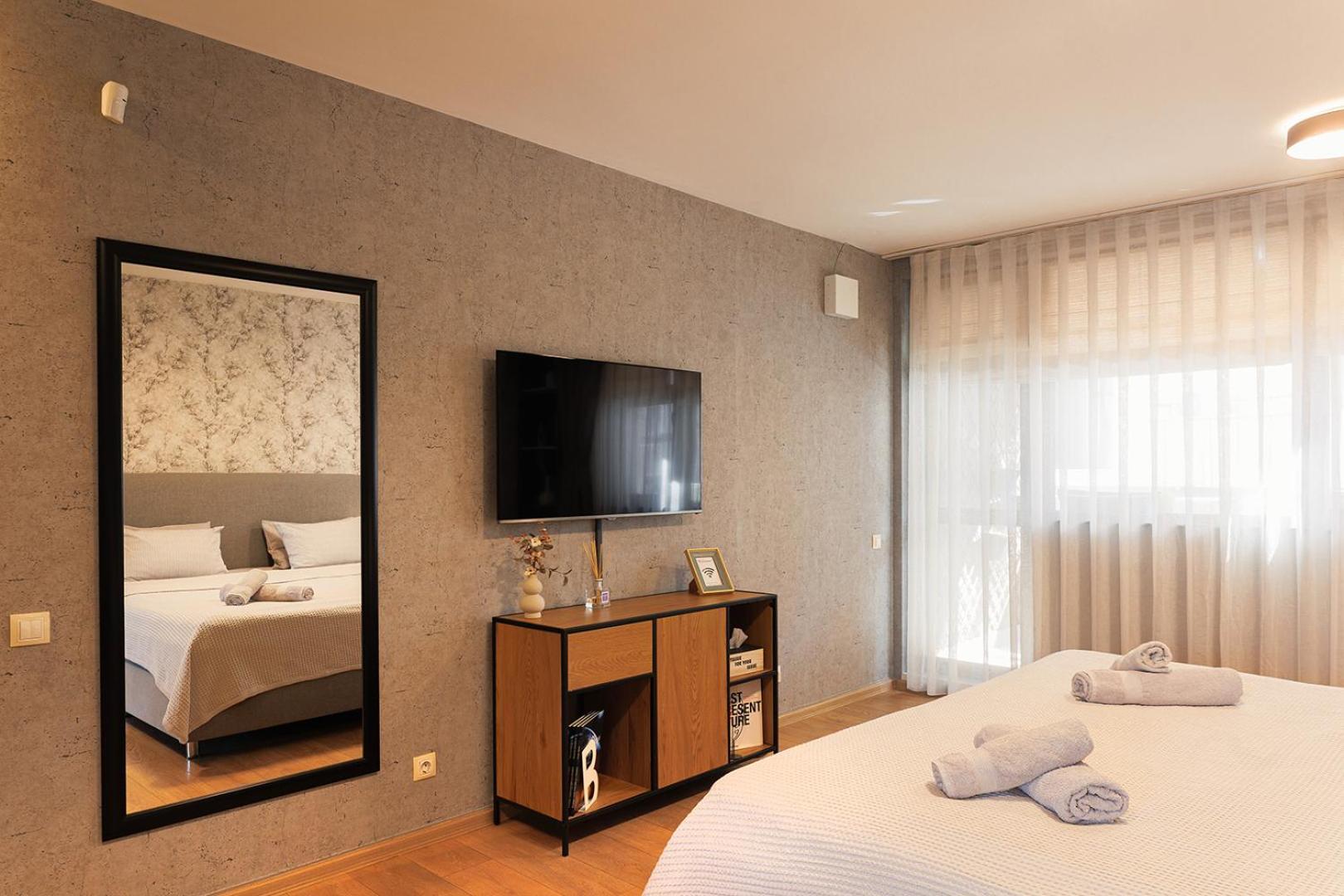 City Center Apartments With Parking Plovdiv Ngoại thất bức ảnh