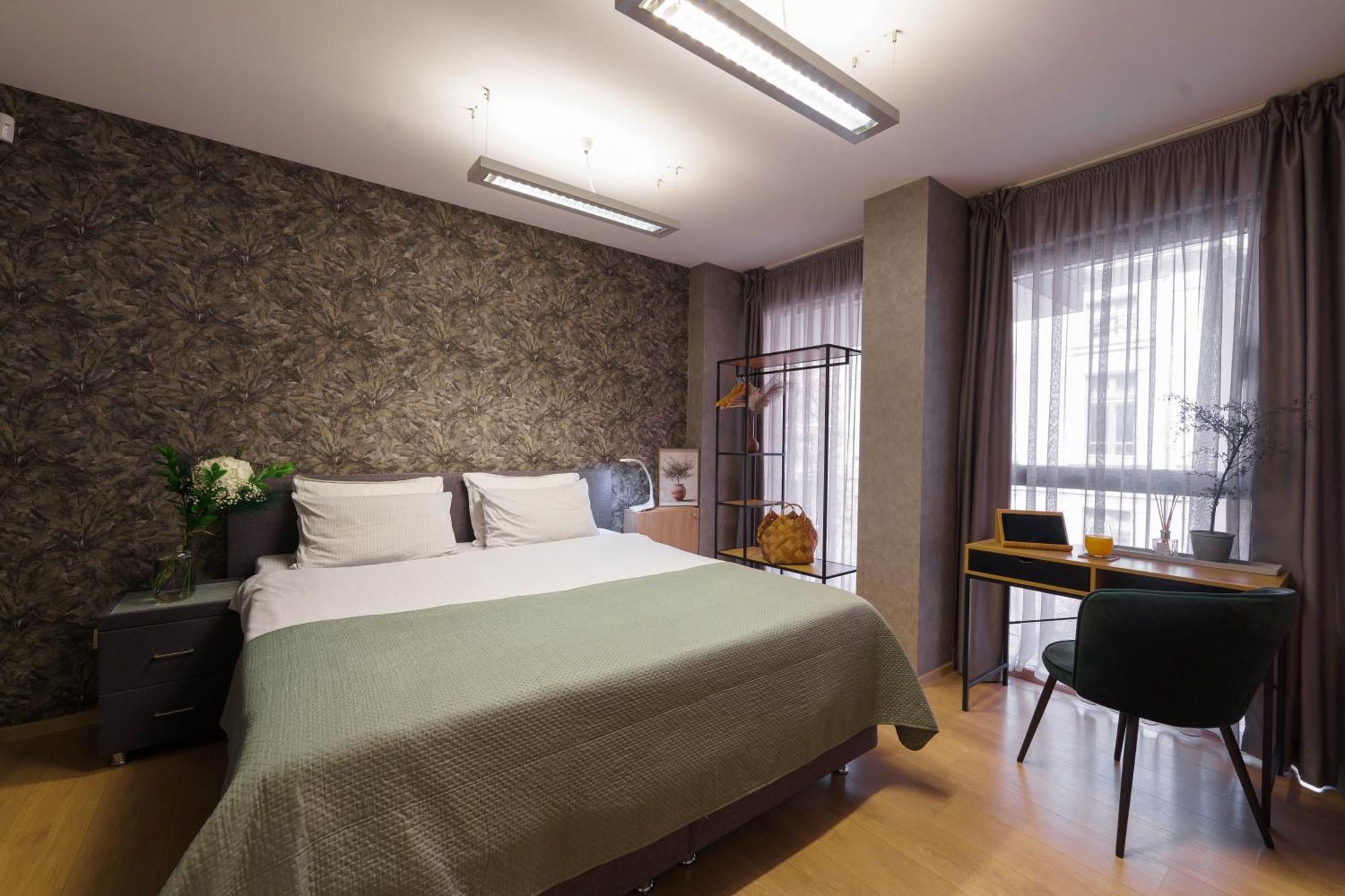 City Center Apartments With Parking Plovdiv Ngoại thất bức ảnh