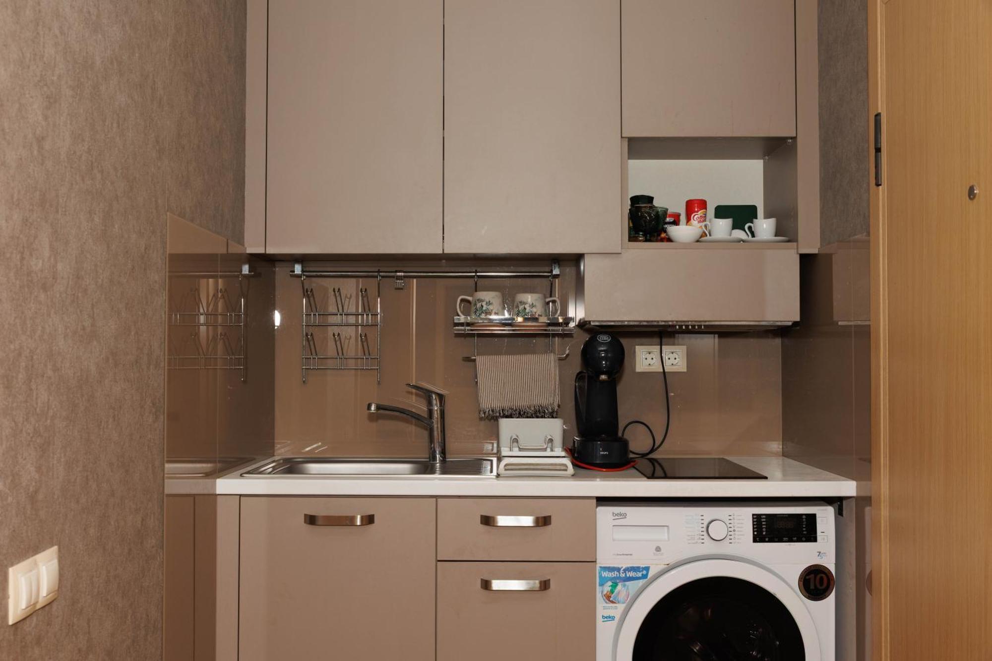 City Center Apartments With Parking Plovdiv Ngoại thất bức ảnh
